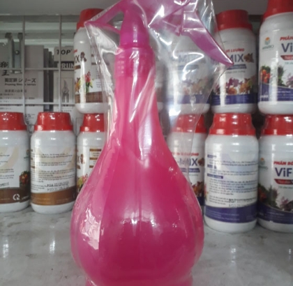 Bình xịt nước 650ml - Có chia độ
